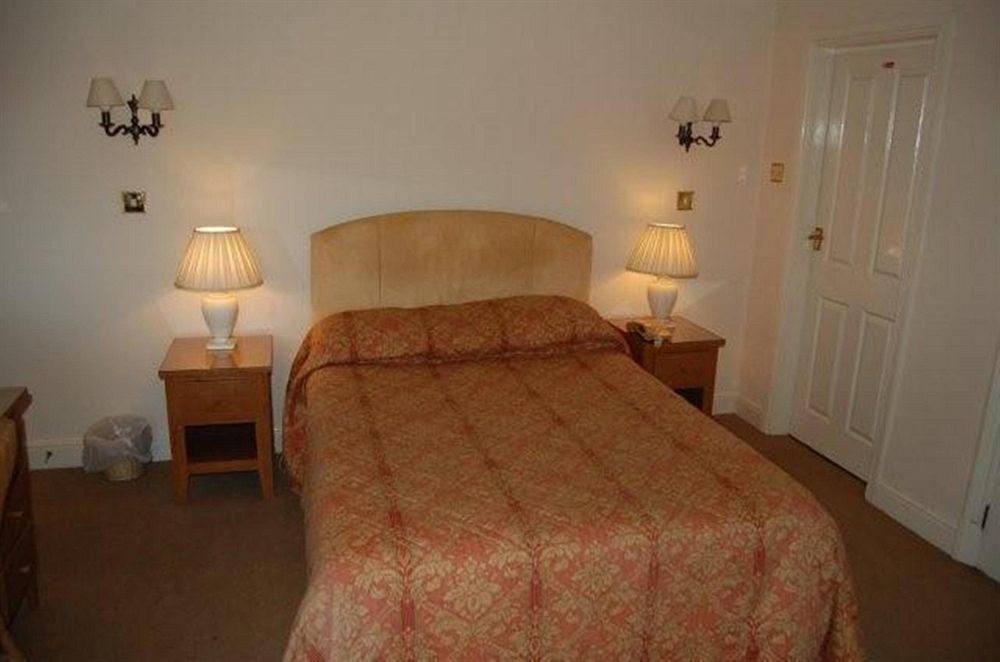 Cheshire Hospitality Ltd T\/A Lennox Lea Studios & Apartments Sale Eksteriør billede